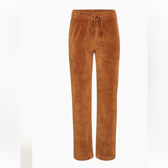 Aritzia Relaxed Velour Sweatpant Medium NWT - Picture 5 of 7
